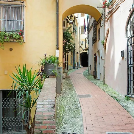 Pleasant In Near Bagni Paradiso Beach Appartement